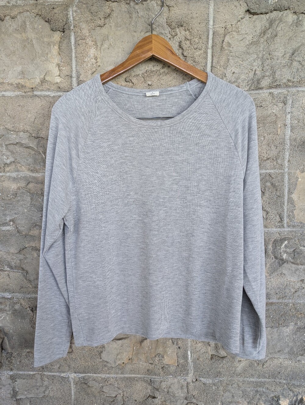 Wilfred Free Aritzia Comfy Knit Shirt Light Gray Women's Medium Long Sleeve